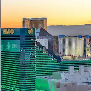 Mgm Signature-37-814 1br 2ba F1 Pits View Balcony , Las Vegas United States